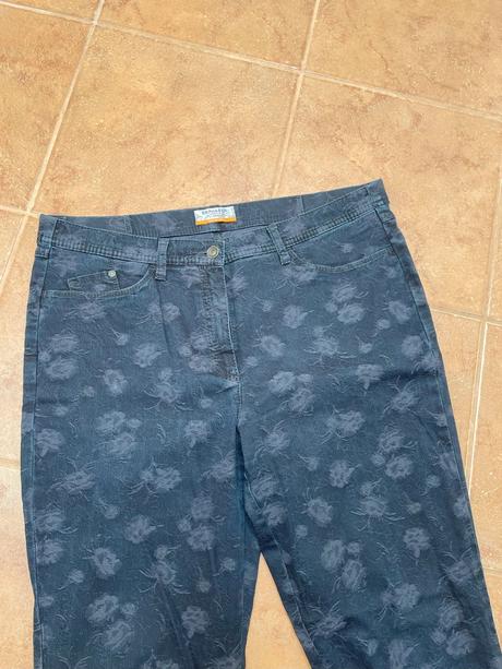 Riflove nohavice, 44