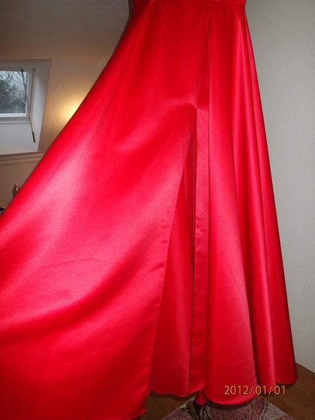 Šaty na stužkovú, ples s-m, s