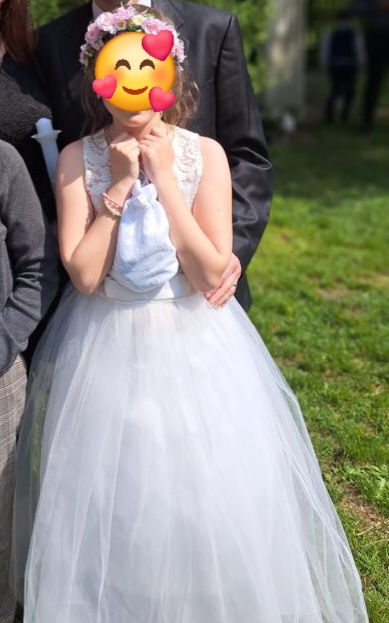 Šaty na 1sv.prijímanie, 152