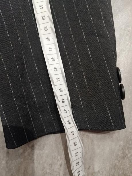 Kvalitné sako caa, v 134, 9-10 r., c&a,134