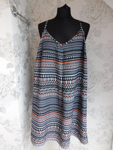 Pekne letne šaty, yessica,44