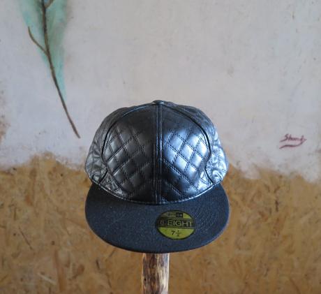 Čierna prešívaná šiltovka black number (fullcap /, 58