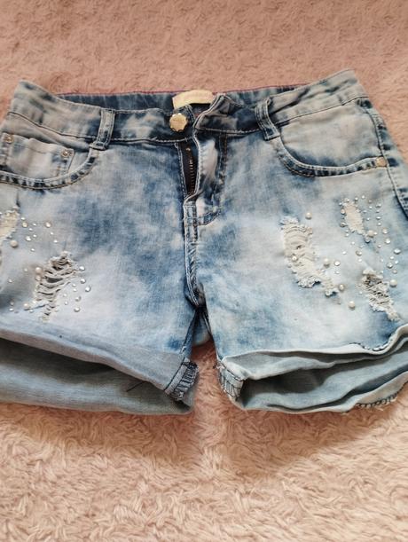 Kraťasy 146, 146