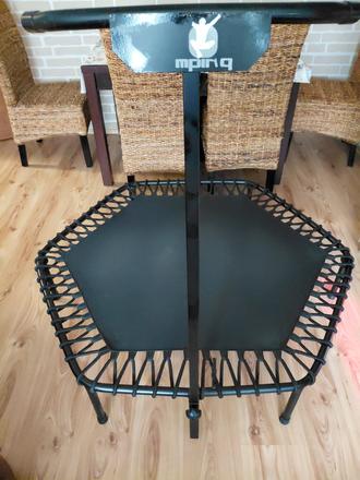 Jumping trampolina,