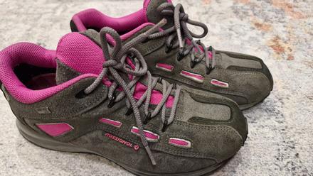 Turisticke topanky, 39