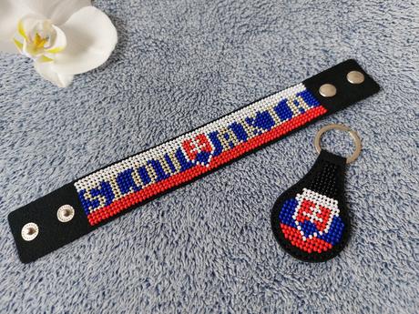 Náramok a kľúčenka "slovakia", 