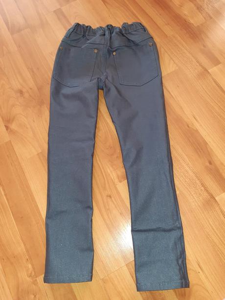 Riflove nohavice, 122