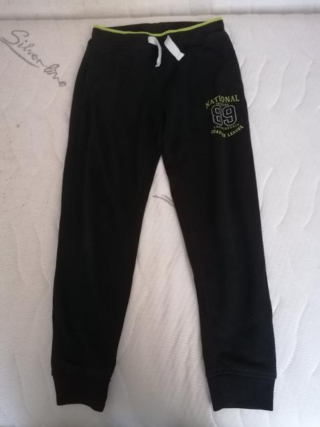 Chlapčenské tepláky, lewro,140