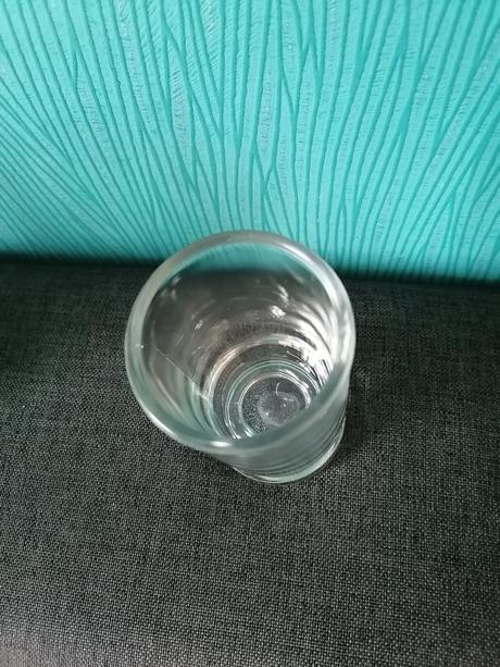 9 poharov na zmrzlinu, dezerty a puding,