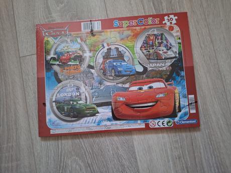 Puzzle autá cars,