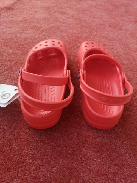 Crocs dievčenské sandále veľkosť 33-34, crocs,33 / 34