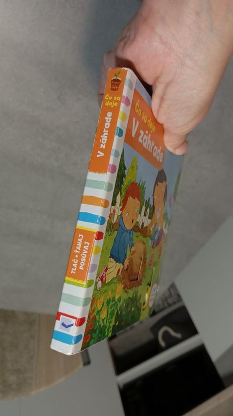 Kniha čo sa deje v záhrade, 