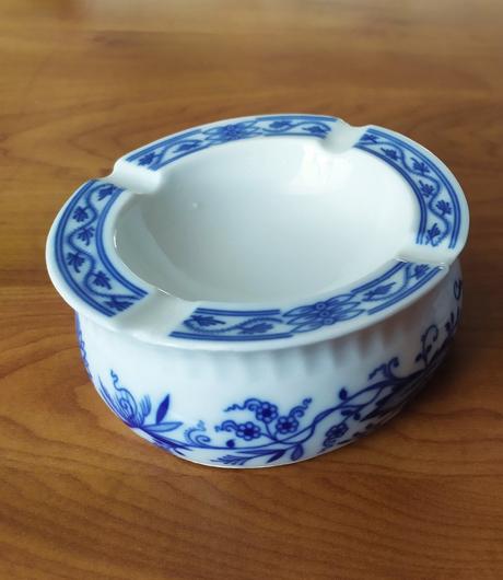 Cibuľový porcelán - popolník,