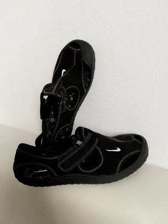 Nike sunray sandálky aj do vody, nike,35