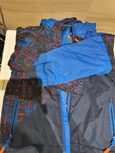 Zimná bunda, lewro,122