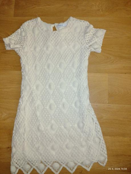 Pekné letné šaty, stradivarius,m