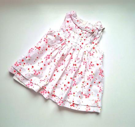 Menčestrové šatky, 74