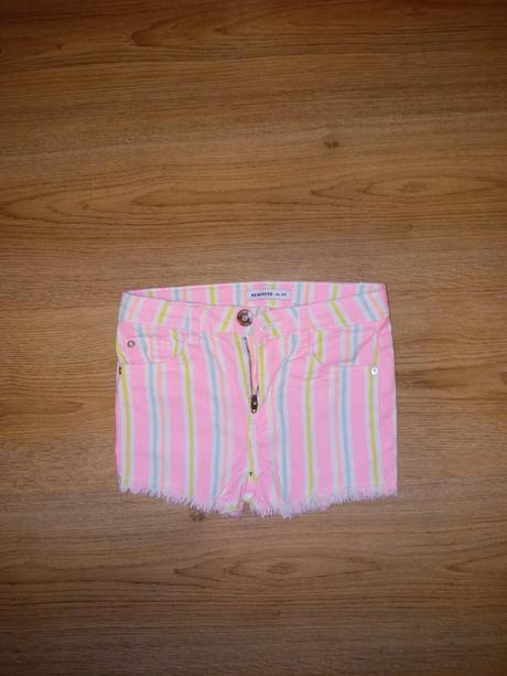 Kraťasy, reserved,116