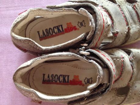 Sandalky celokozene, lasocki,24