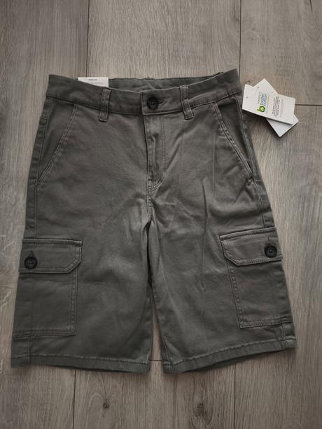 Bermudy takko, takko,34
