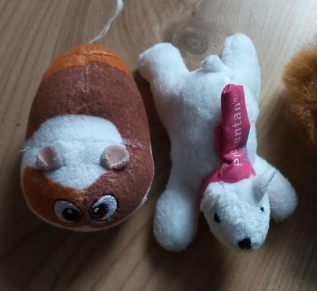 Hracky plysove, skrecok, medved.,