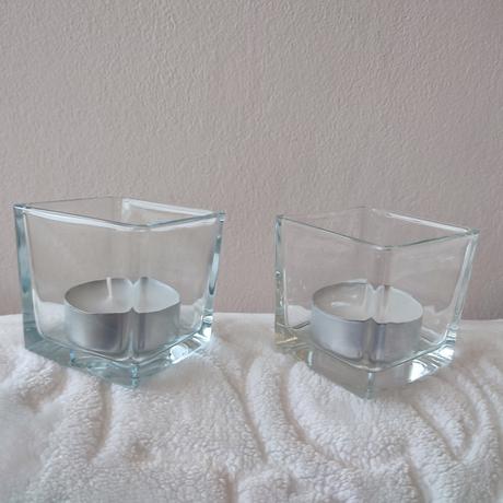 Rôzne dekorácie, kvetináče, súpravy, svietmiky,, 