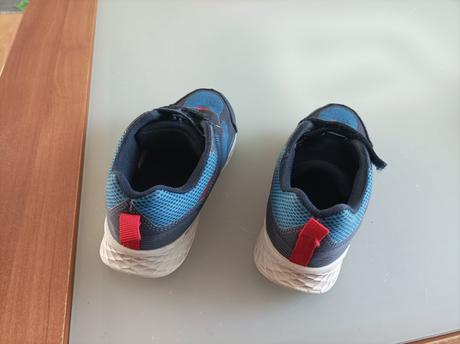 Chlapčenské tenisky, 30