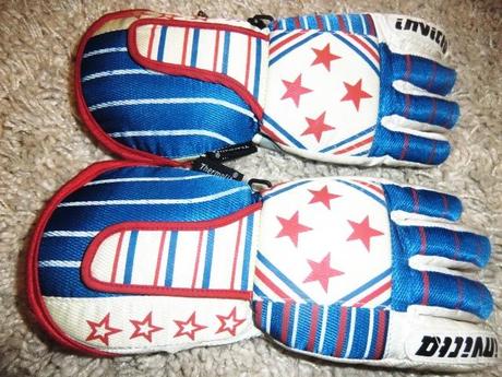 Hokejové rukavice vel. 110-128, xs