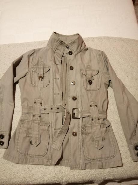 Damska prechodna bunda., 38