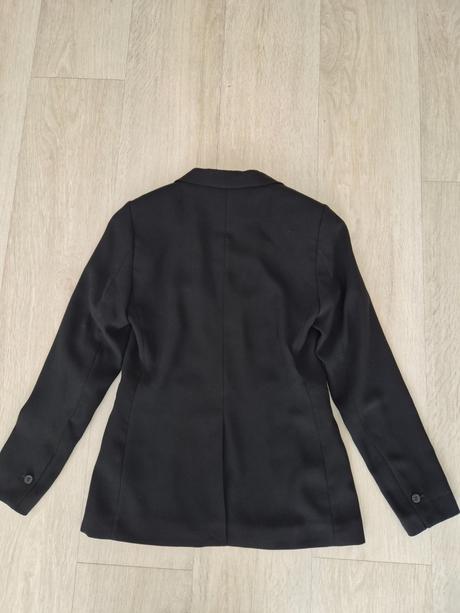 Nekrcive sako, h&m,38
