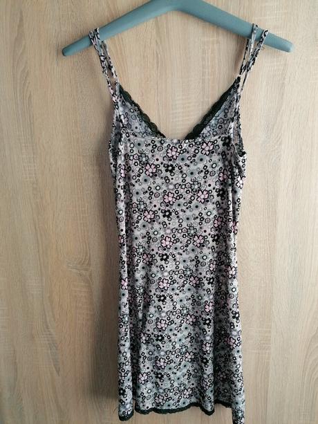 Viskózové šaty, m