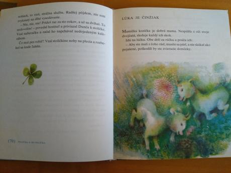 Knižka polička a jej políčka s notami piesní,