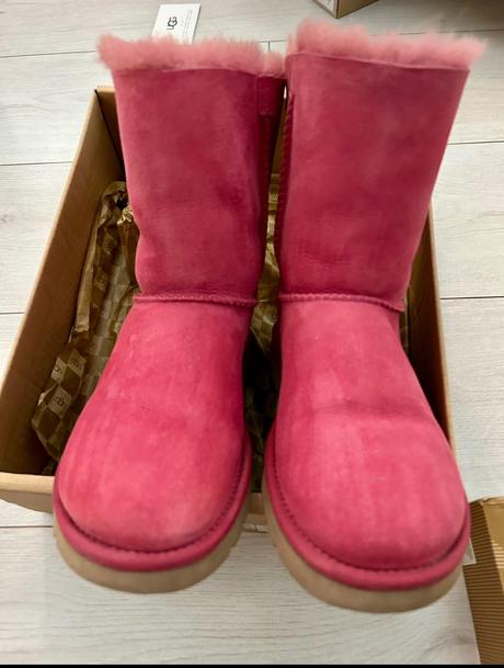 Ugg bailey bow 7/38, ugg,38