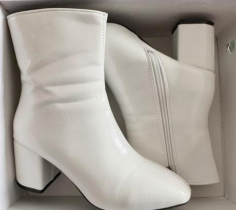 Biele členkové čižmy, 35