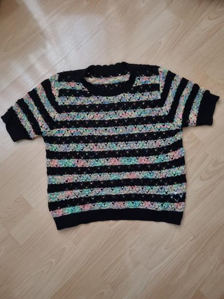 Dámsky pulovrík, 