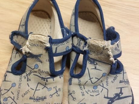 Papučky beda, beda,27