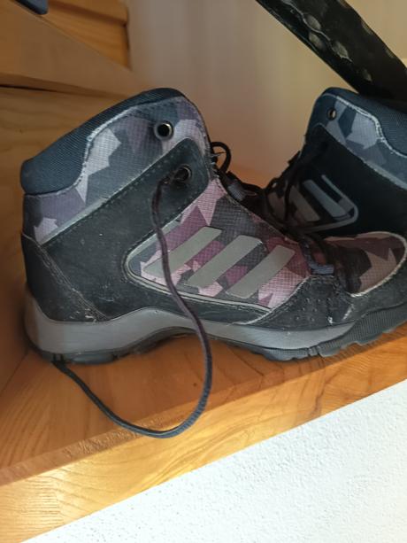 Turistické topánky terrex 34, adidas,34