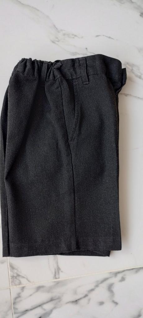 Elegantné šortky na 4/5 rokov, 110