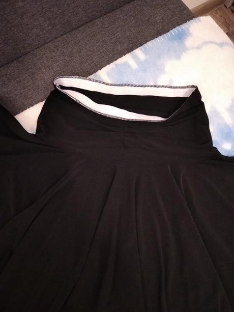 Riasena sukňa veľkosť s, s