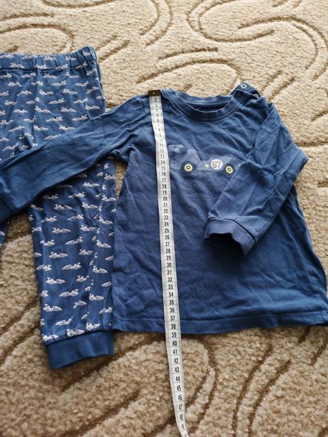 Pyžamko s formulou, tchibo,86