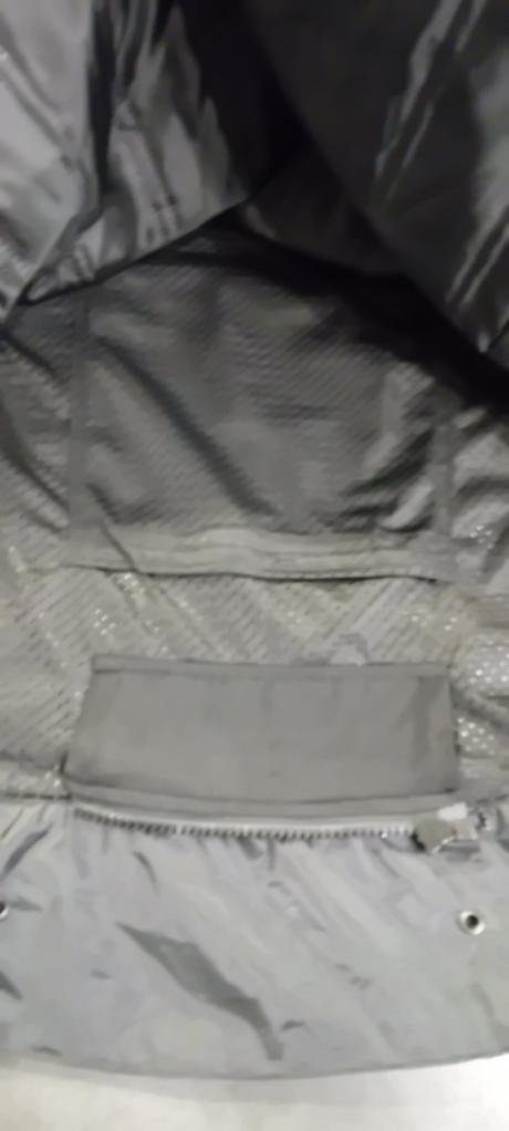 Bunda na motorku s poštou, 152