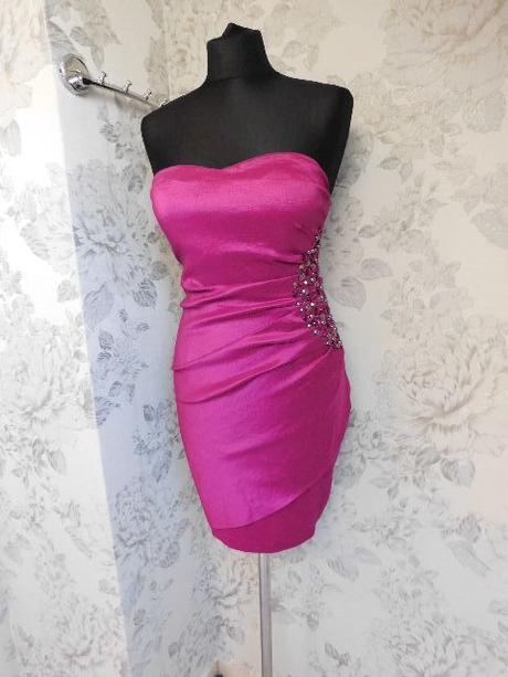 Velmi pekne stretch mini saty na slavnost, 36