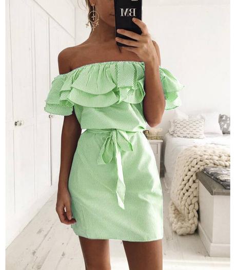 Letne saty s volanikmi ruffle, m / s
