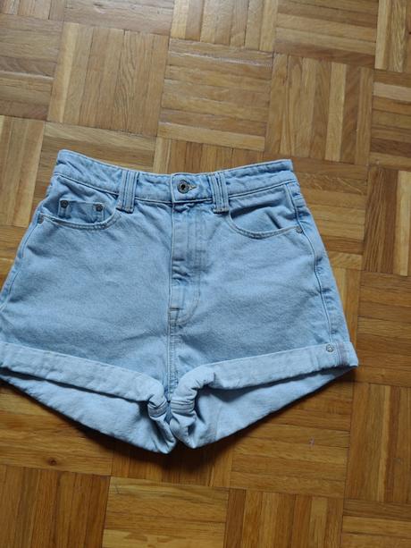 Zara moderné štýlové rifľové dámské šortky, zara,36
