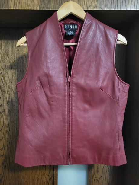 Kožená vesta, m