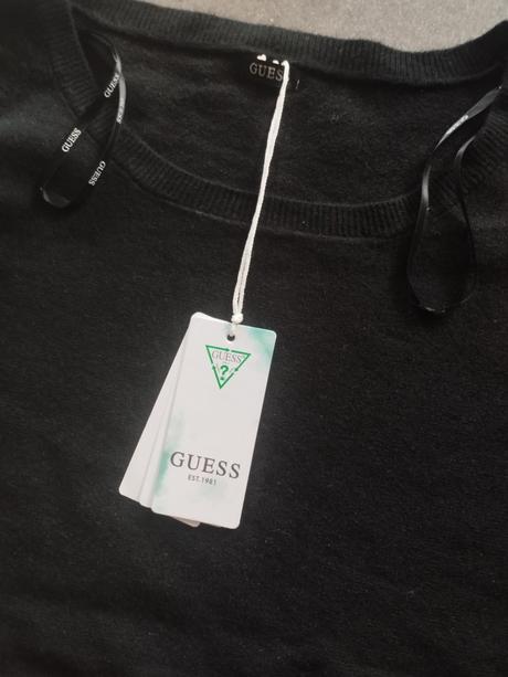 Nové pletené guess saty, guess,s