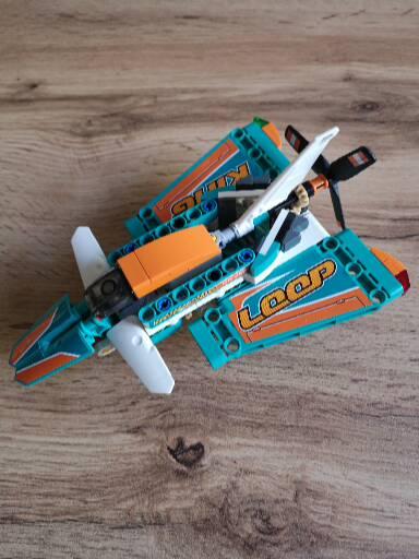 Lego technic 42117 a lego technic 42044, 