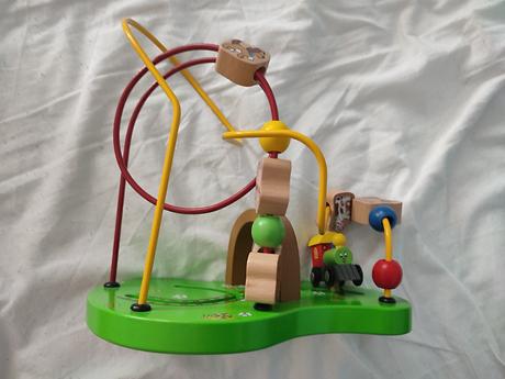 Drevená prevliekačka vláčik, 