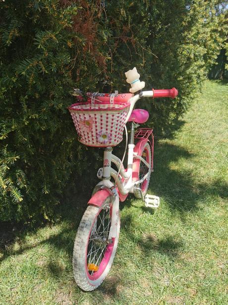 Dievčenský bicykel, 16