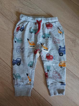 H&m teplaciky, h&m,86